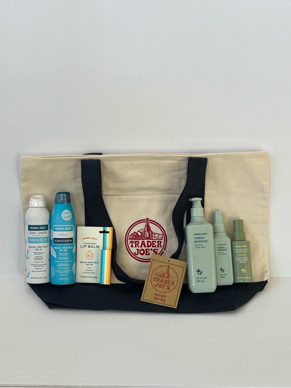 Trader Joeโs Summer Spa Bundle Navy Canvas Tote Sunscreen SPF Soap Neroli Spritz